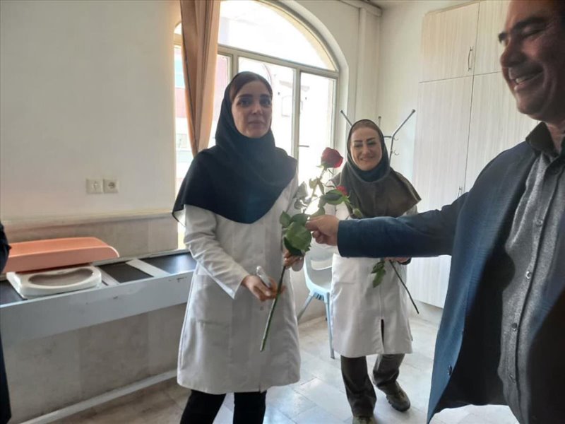 حضور ریاست مرکز بهداشت در مراکز جامع سلامت به مناسبت روز ماما