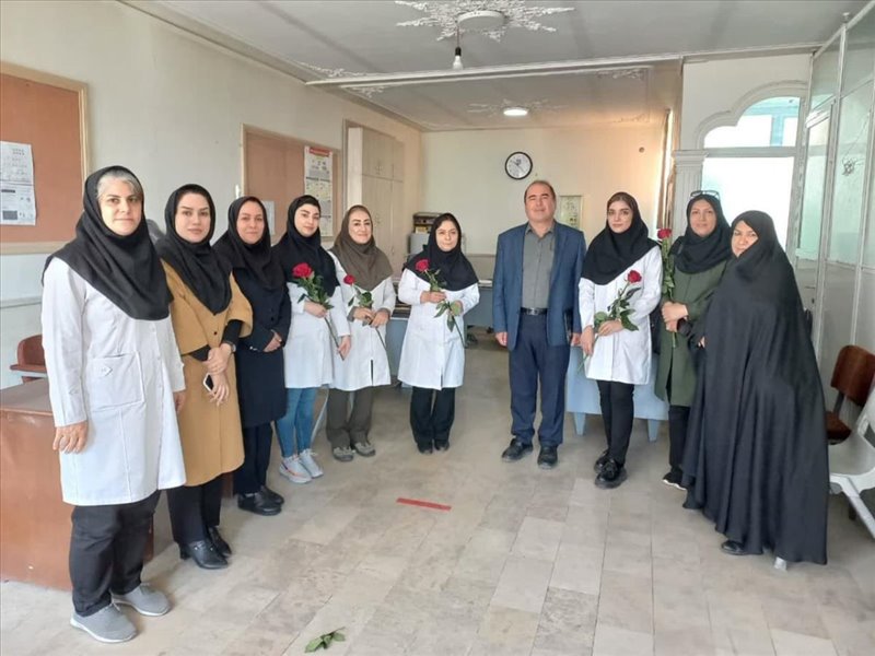 حضور ریاست مرکز بهداشت در مراکز جامع سلامت به مناسبت روز ماما