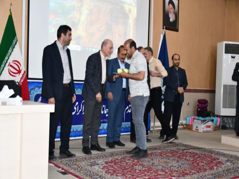 روز کار و کارگر