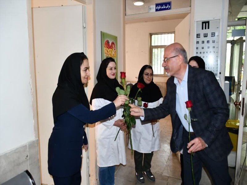 حضور ریاست مرکز بهداشت در مراکز جامع سلامت بمناسبت روز ماما
